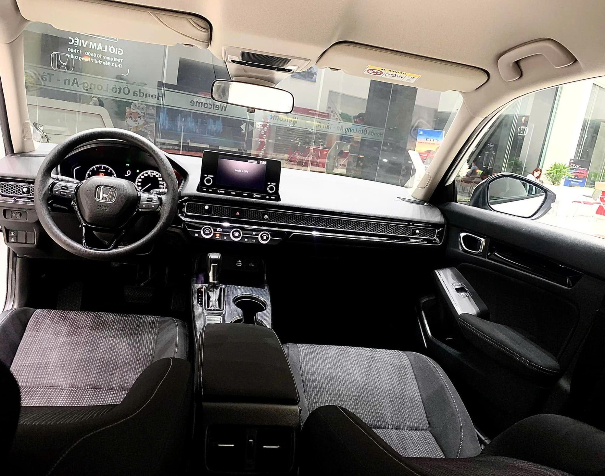 Nội thất Honda Civic G đen